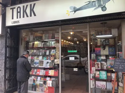 Librería Takk