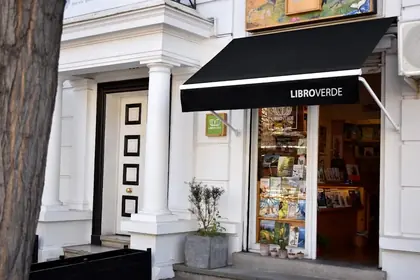 Libro Verde – Librería en Providencia